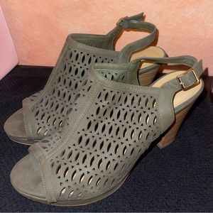 Women high heels 7.5